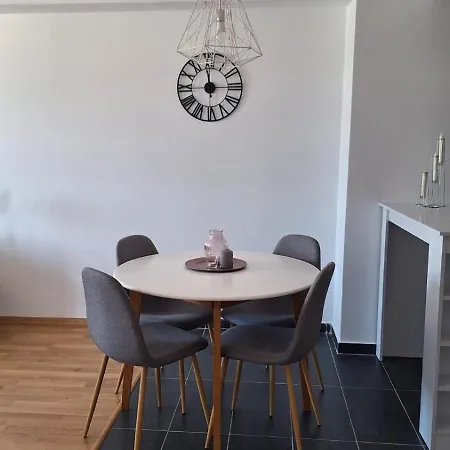 Apartment 29